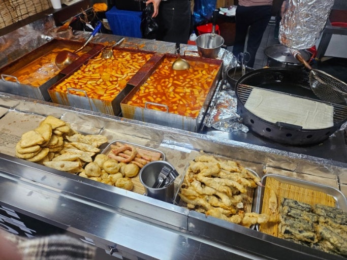 Best tteokbokki places in Seoul for tourists