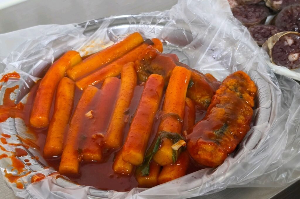 Old-school tteokbokki and fried snacks at Cheolgil Tteokbokki in Chungjeongno Seoul