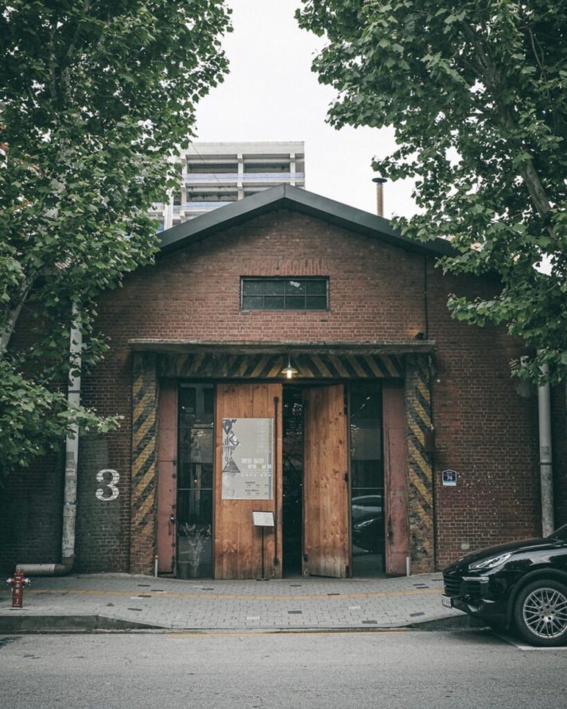 Daelim Changgo warehouse cafe in Seongsu Seoul