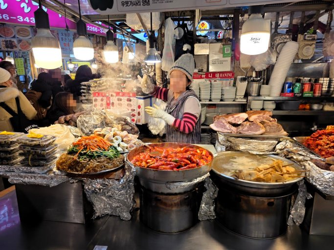 Tteokbokki at a food stall in Gwangjang Market Seoul