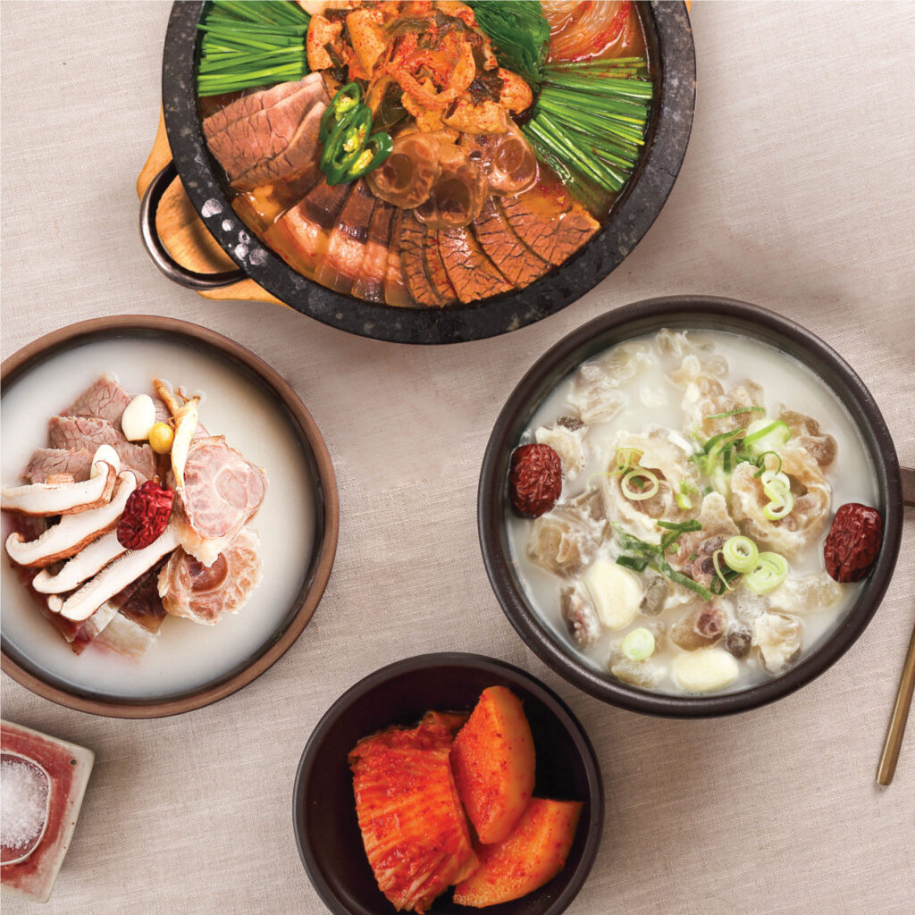 Mild Korean food in Seoul including soup noodles and dumplings
