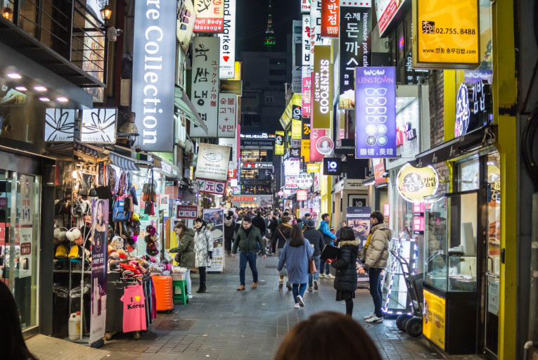 Korean fried chicken restaurant in Myeongdong Seoul