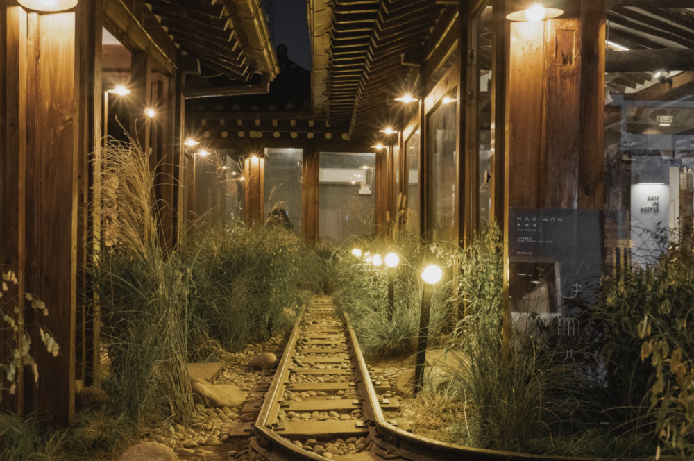 Nakwon Station cafe in Ikseondong Seoul