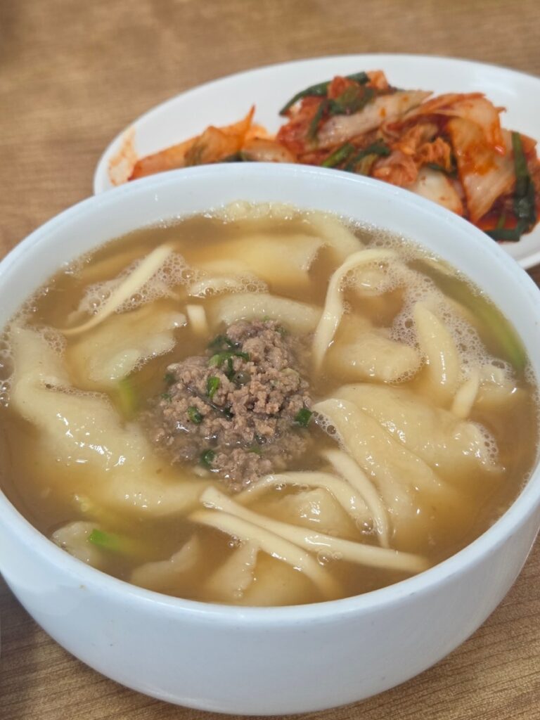 Kaljebi with knife-cut noodles and sujebi at Nonhyeon Son Kalguksu