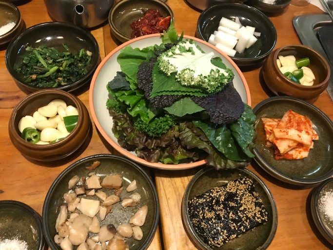 Korean BBQ with vegetable wraps at Ouga in Myeongdong, Seoul