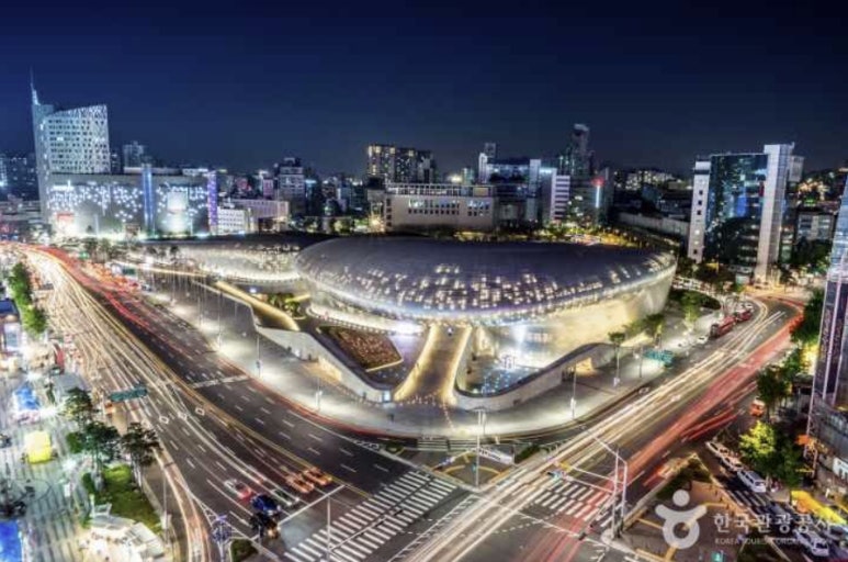 Seoul street near popular tteokbokki areas for tourists