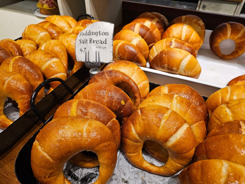 Loop-shaped salt bread at BETON Seongsu in Seoul