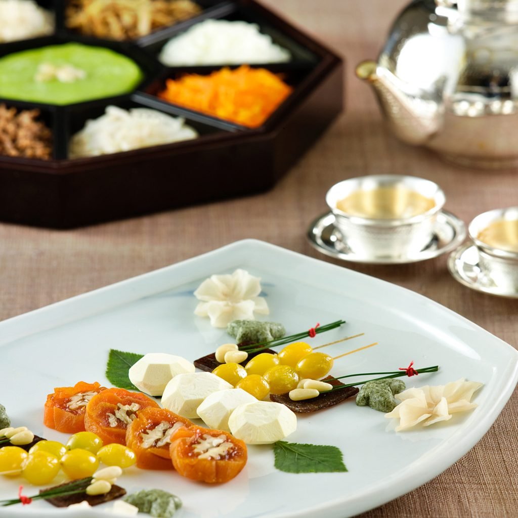 Korean royal court cuisine at Jihwaja near Gyeongbokgung