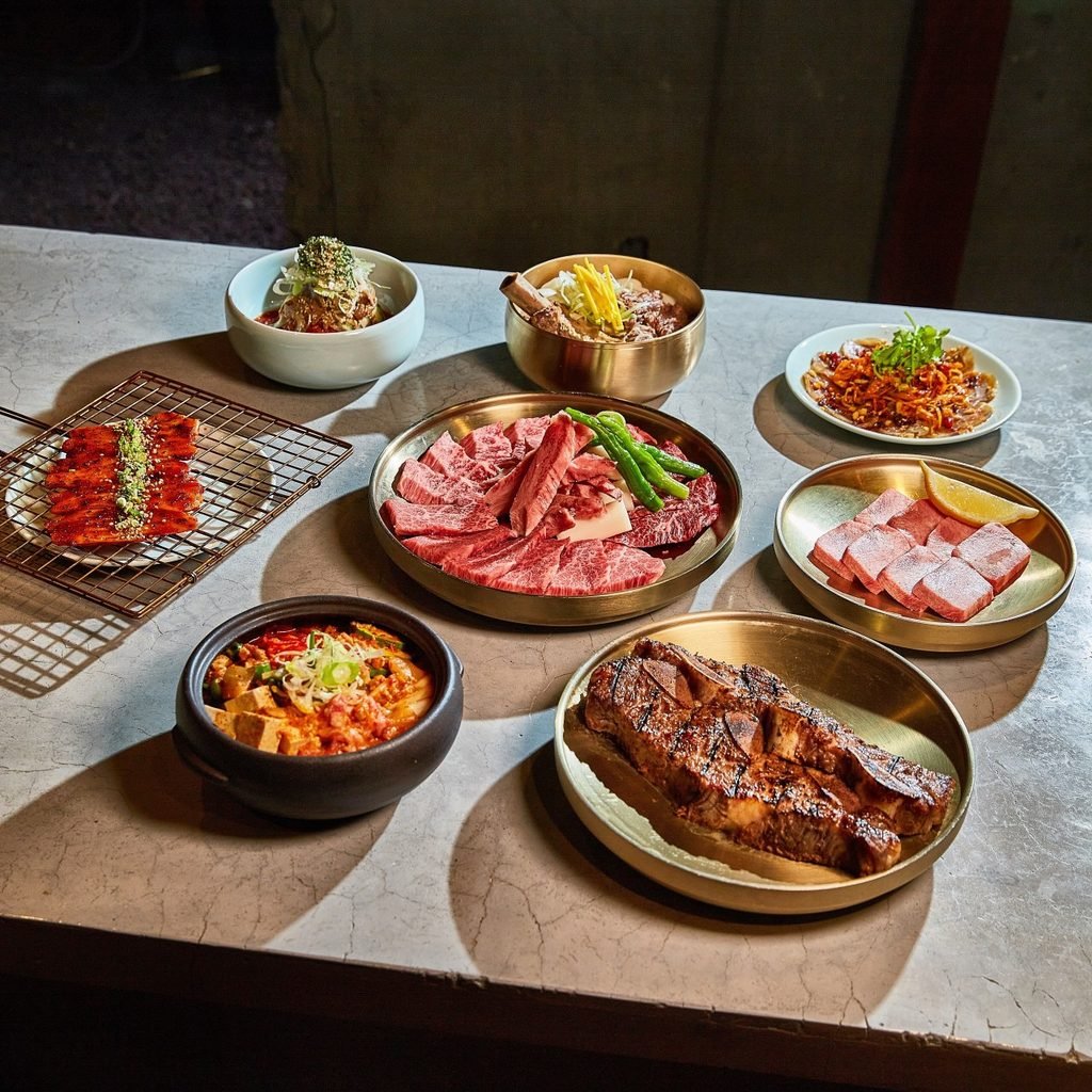 Hanwoo Korean barbecue at Tonguidong Gukbingwan in Seochon
